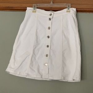 J.Crew Denim White Skirt sz. 27P